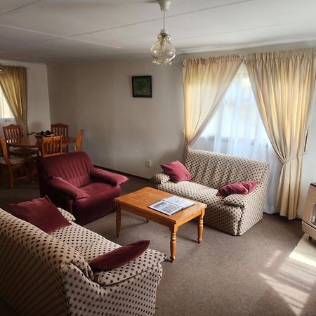 Motebong Lodge Bokong Esterno foto